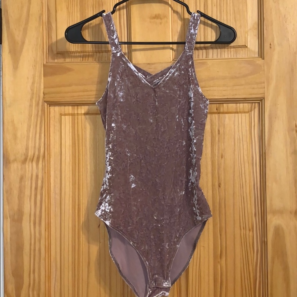 American Eagle Velvet criss cross back bodysuit